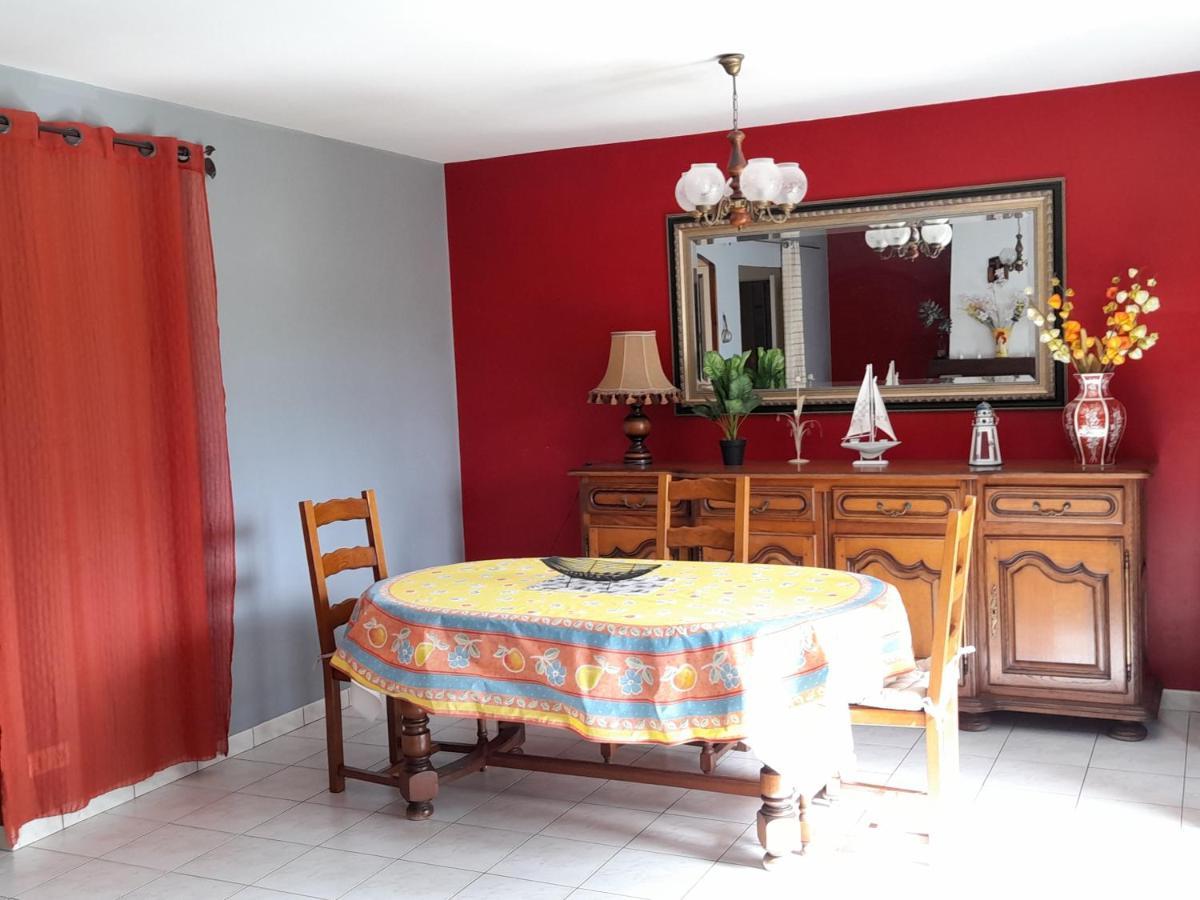 La Belle Maisonnette Montmorillon Bagian luar foto
